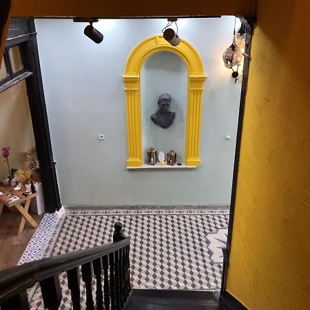 Ostello Titan House Smirne Esterno foto