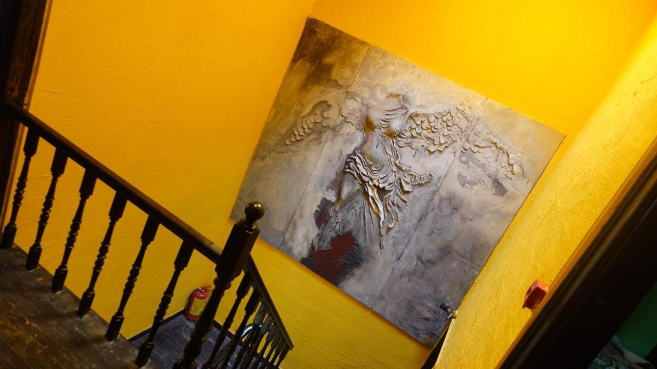 Ostello Titan House Smirne Esterno foto
